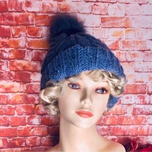 Time and Tru Blue Cable Knit Chunky Winer Beanie Hat with Pom Pom
